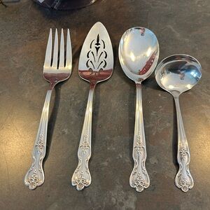 Vintage Wm Rogers 1951 Magnolia Inspiration Extra Plate 4Pc Serving Set